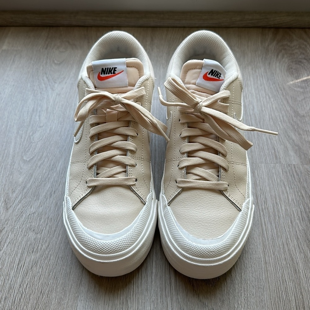 Nike Court Legacy Lift